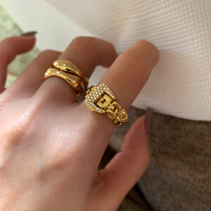 Stylish Adjustable Chain Ring with Zircon Accent